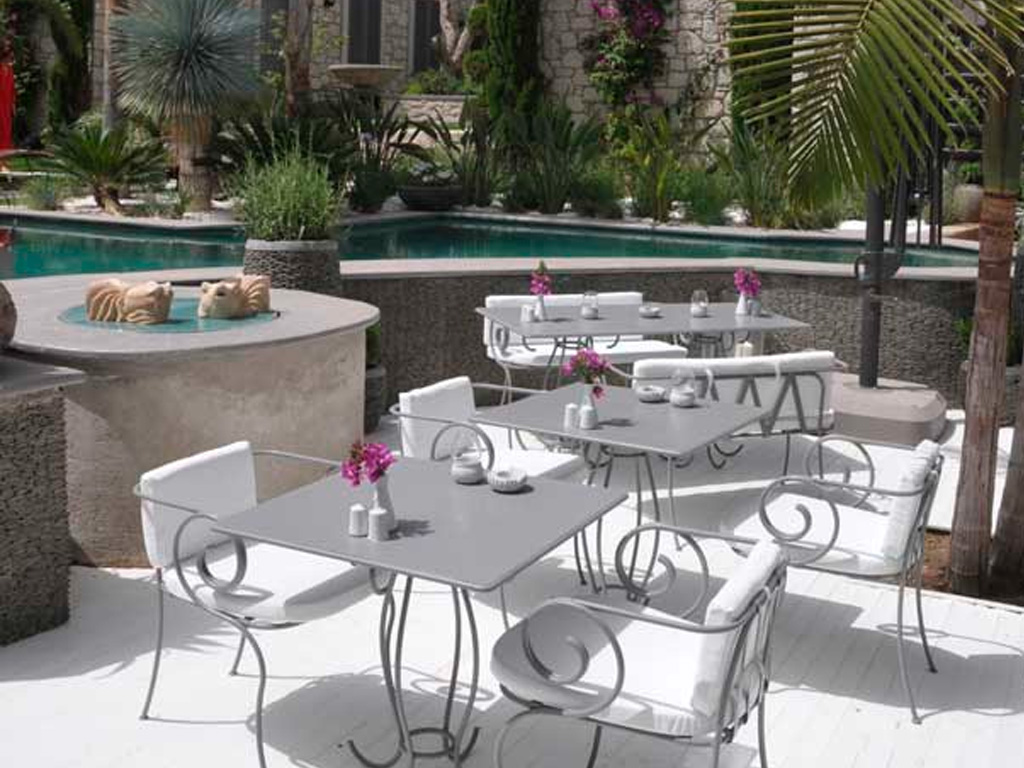Alâ Cafe & Bistro