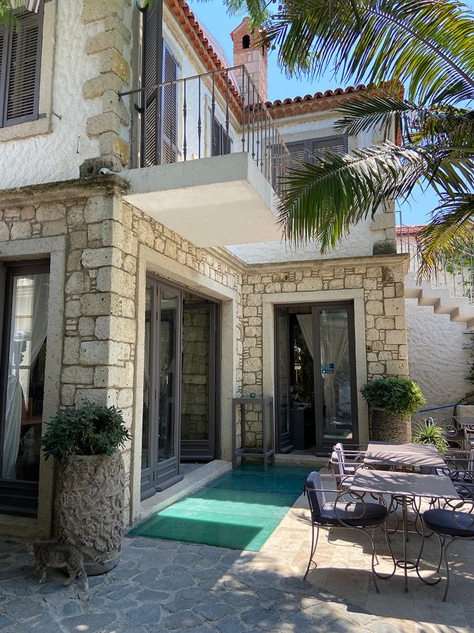 Alâ Otel Galeri